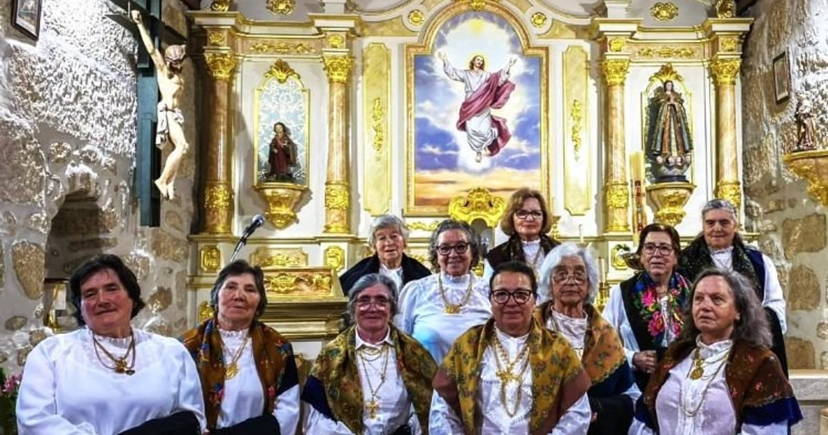 “CANTADEIRAS DE CABREIROS” de Jorge Pedro, Santa Maria de Lamas
