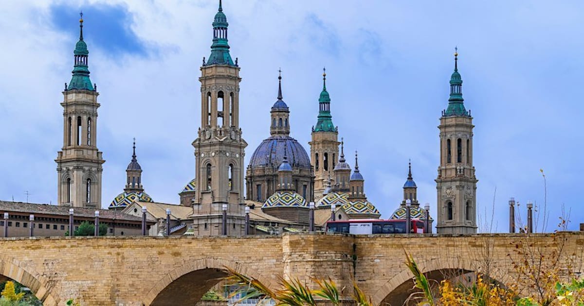 Explore Zaragoza with a lively scavenger hunt by World City Trail!, Zaragoza
