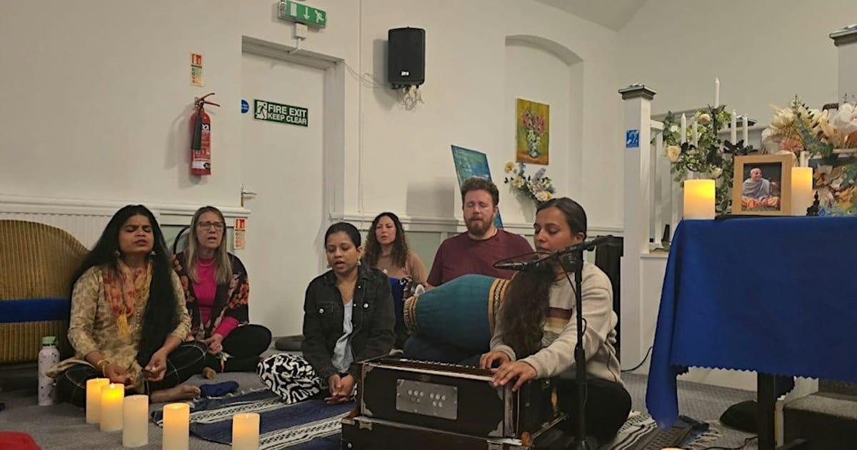 Friday Night Soulful Kirtan, Bournemouth
