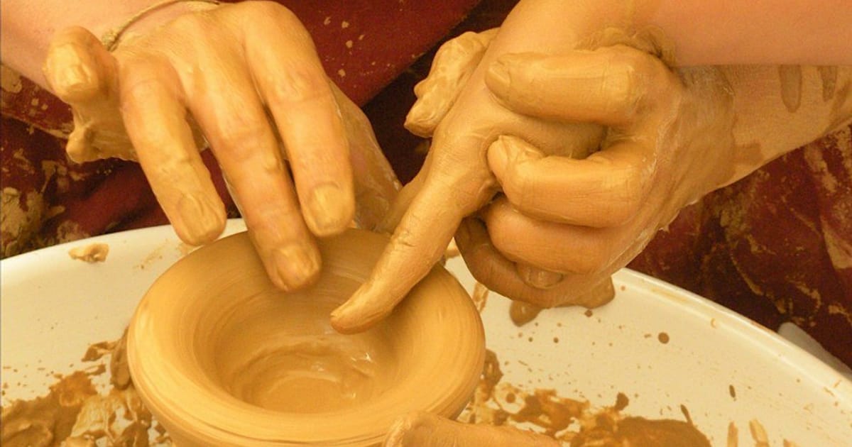 Modelaje e introducción al torno - Taller de Cerámica en La Bisbal, La Bisbal d'Empordà