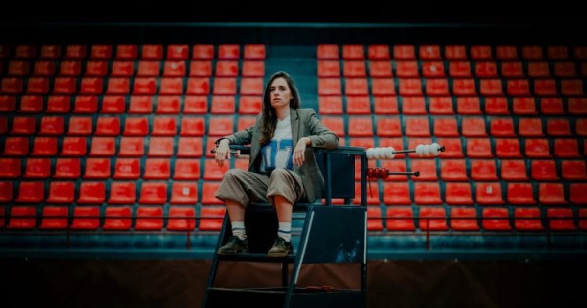 "Nós, Sozinhas" - Sara Barros Leitão / Cassandra, Espinho