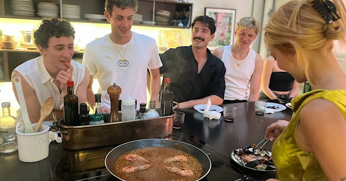 Paella & Tapas Cooking Class with Sangria Making, Barcelona