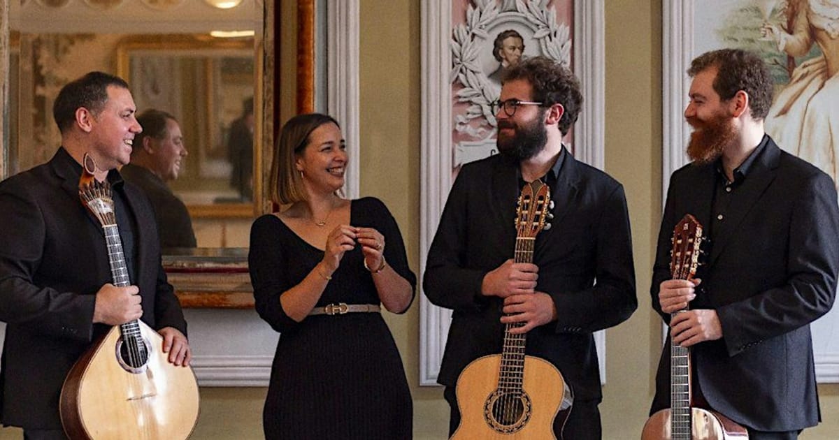 Porto: Fado Concert in one of Porto's most beautiful houses!, Porto