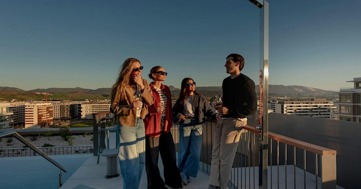 SUNSET CHIN CHIN, Pamplona