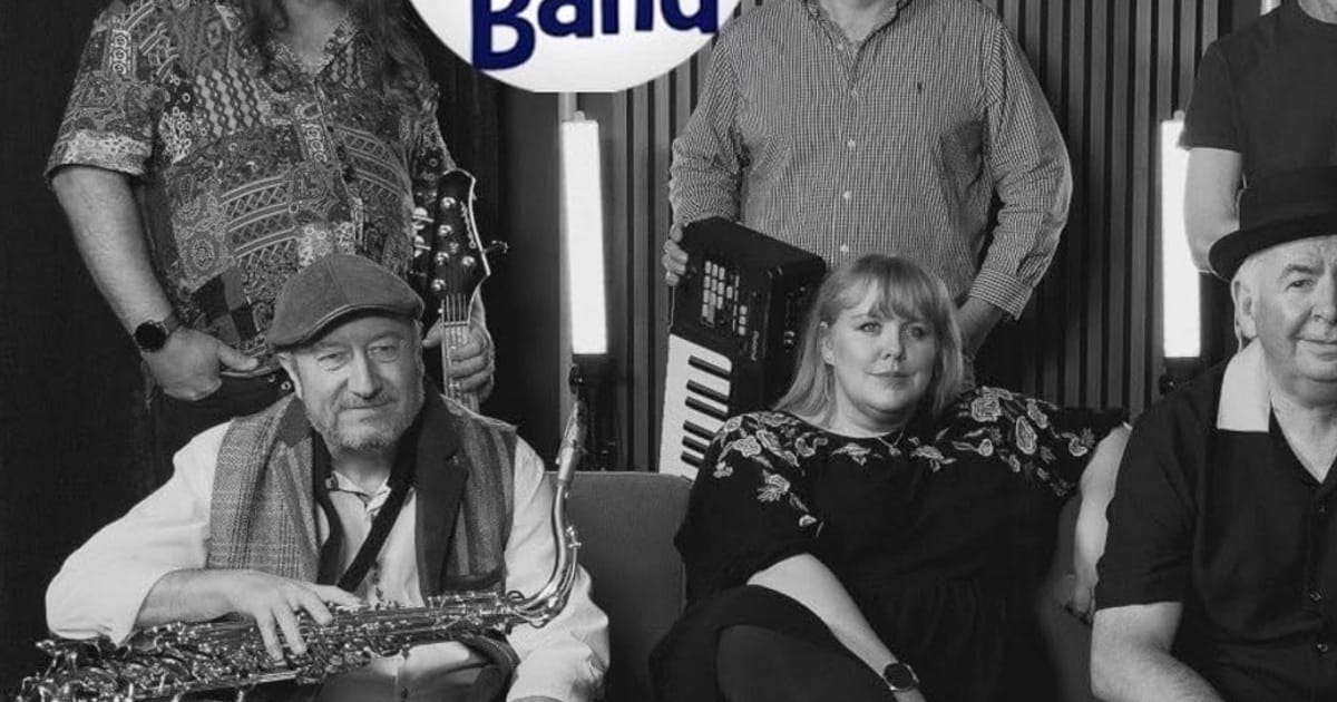 The Blue Cat Band Festive Special, St Helens