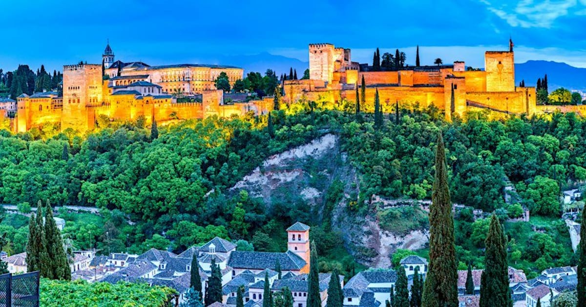 Unlock Granada’s mysteries with an unforgettable escape game!, Porto
