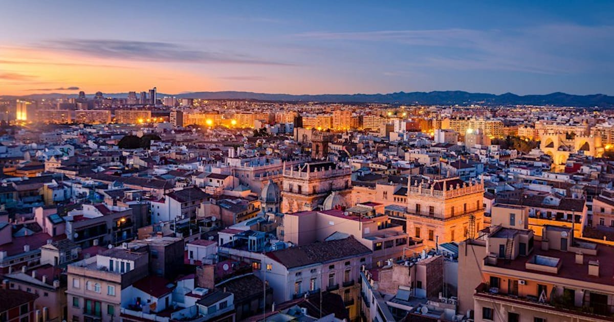 Unlock Valencia’s secrets with an exciting escape game adventure!, València